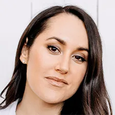 Cassie Mendoza-Jones – Kinesiology NLP EFT headshot