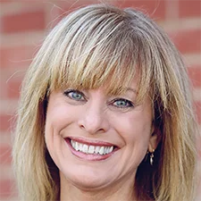 Lisa Wetsel headshot