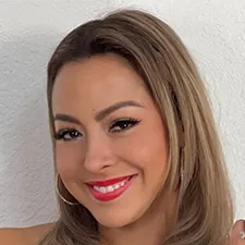 Lyanca Reyna headshot