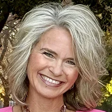 Sunny Dawn Johnston – Spiritual Teacher headshot
